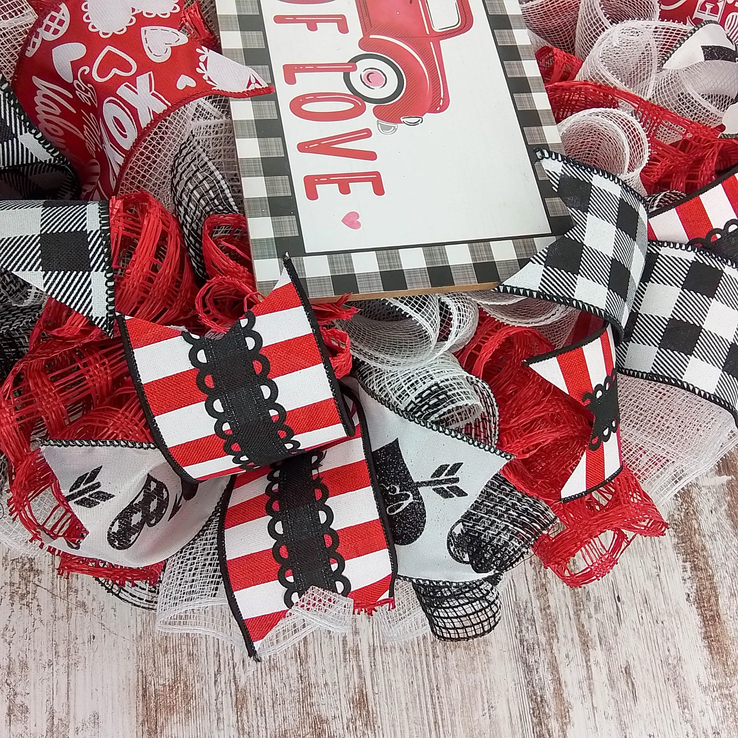 Buffalo Plaid Valentines Wreath - Loads of Love - Valentine's Day Decor