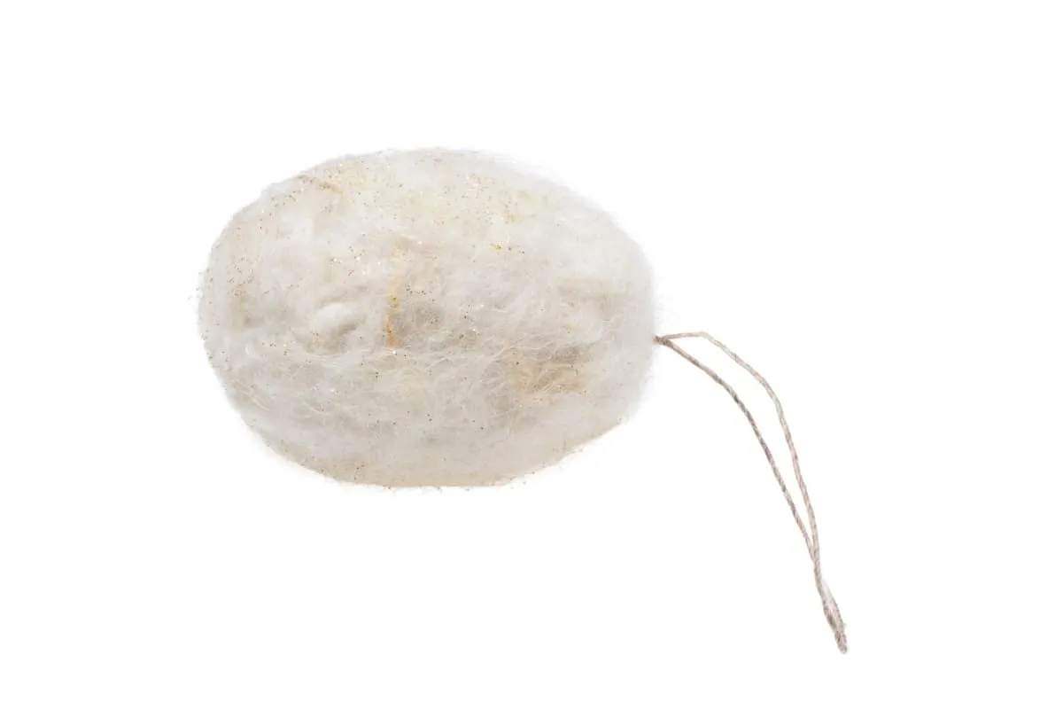 De Kulture Handmade Premium Wool Felt Hanging Egg White Eco Friendly Needle Felted Stuffed Easter Ornament Ideal for Home Office Party Decoration Holiday Décor, (Set of 2)