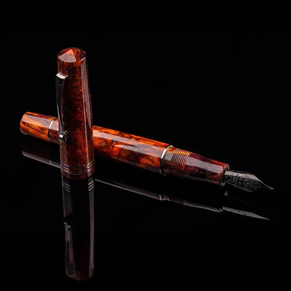 Leonardo × @scientificallyengineered Hatching Halloween "Jack-O-Lantern" Fountain Pen