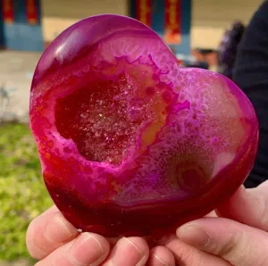 Natural agate crystal Heart Druzy