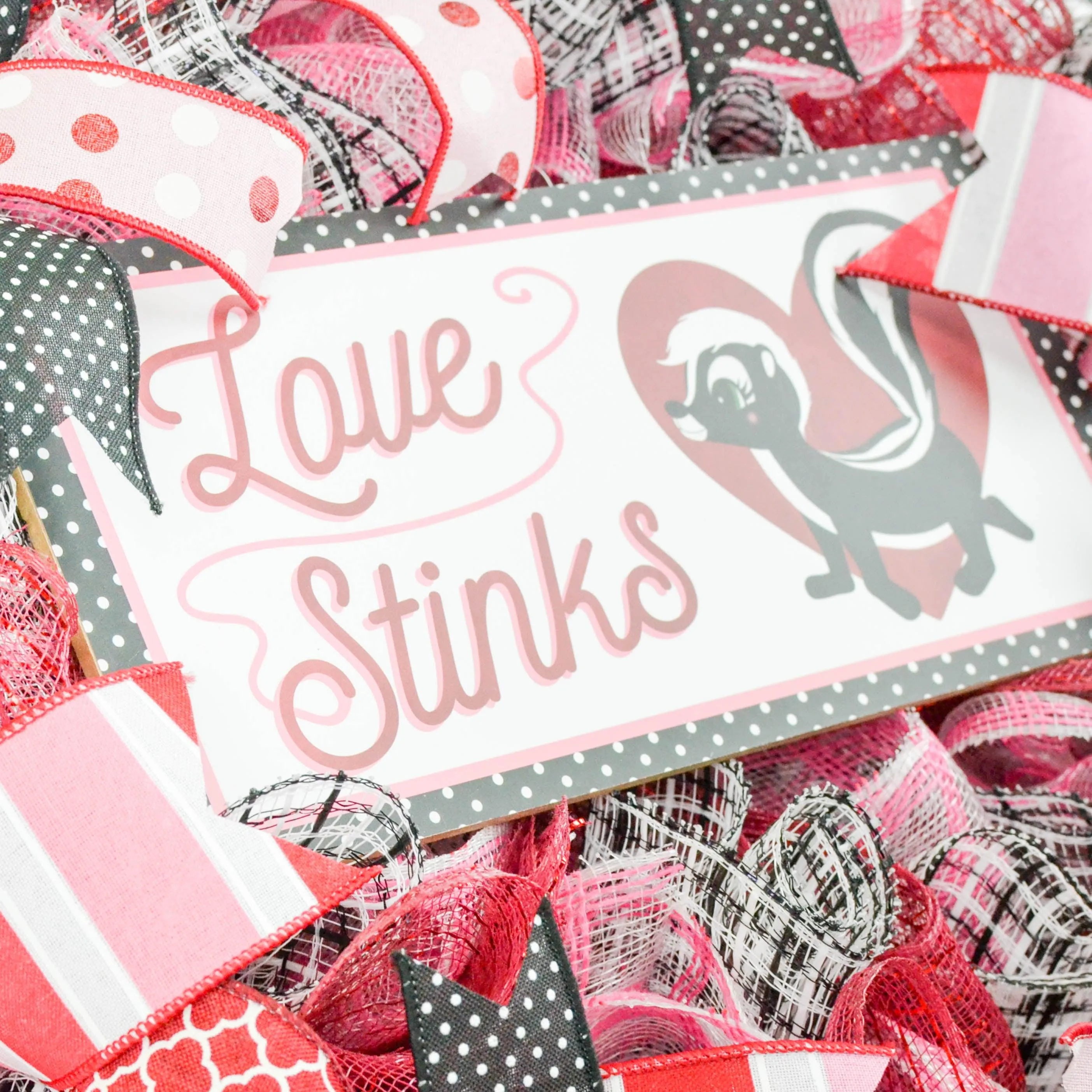 Skunk Love Stinks Cute Valentine's Day Mesh Door Wreath - Red White Maroon