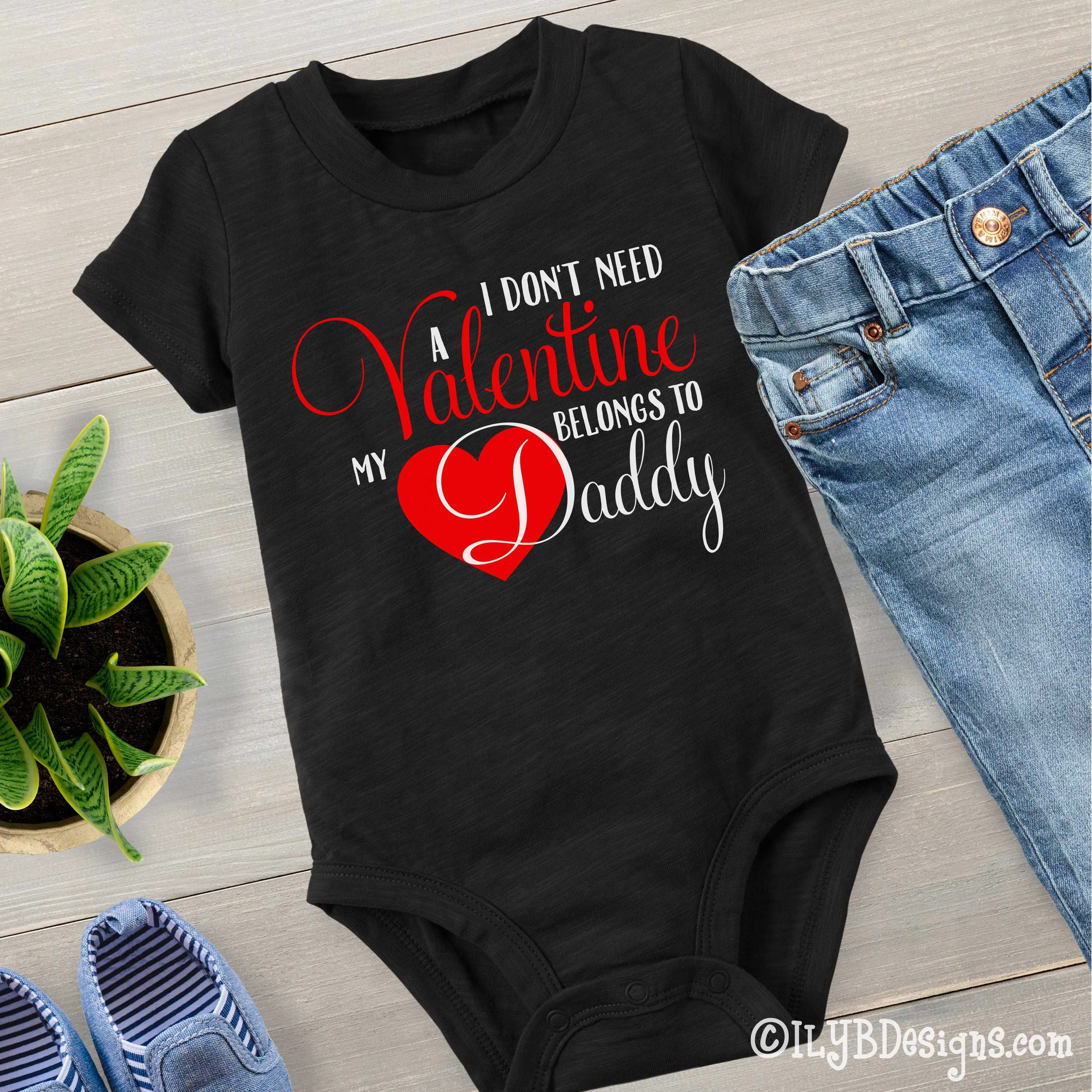 Valentine's Day Baby Bodysuit - My Heart Belongs to Daddy Infant Bodysuit - Daddy's Little Girl Baby's 1st Valentine Baby Shirt